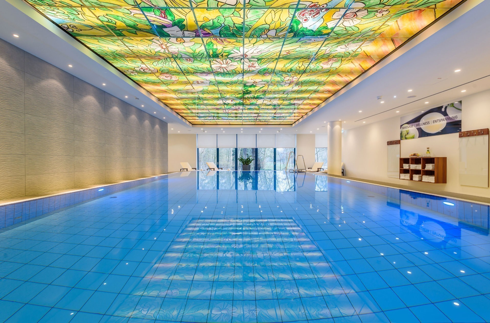 Pool Maritim Hotel Bremen