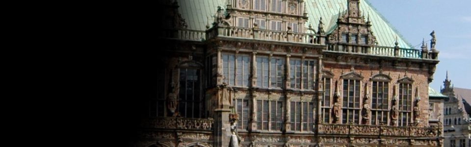 Netzhautablösung Bremen: Blick mit auf das Rathaus in Bremen mit einem großen Rußfleck im Sichtfeld.
