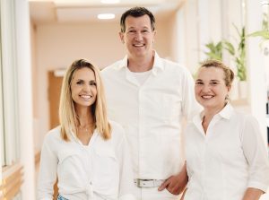 Zahnspange für Erwachsene Bremen: das Team der SternKlinik
