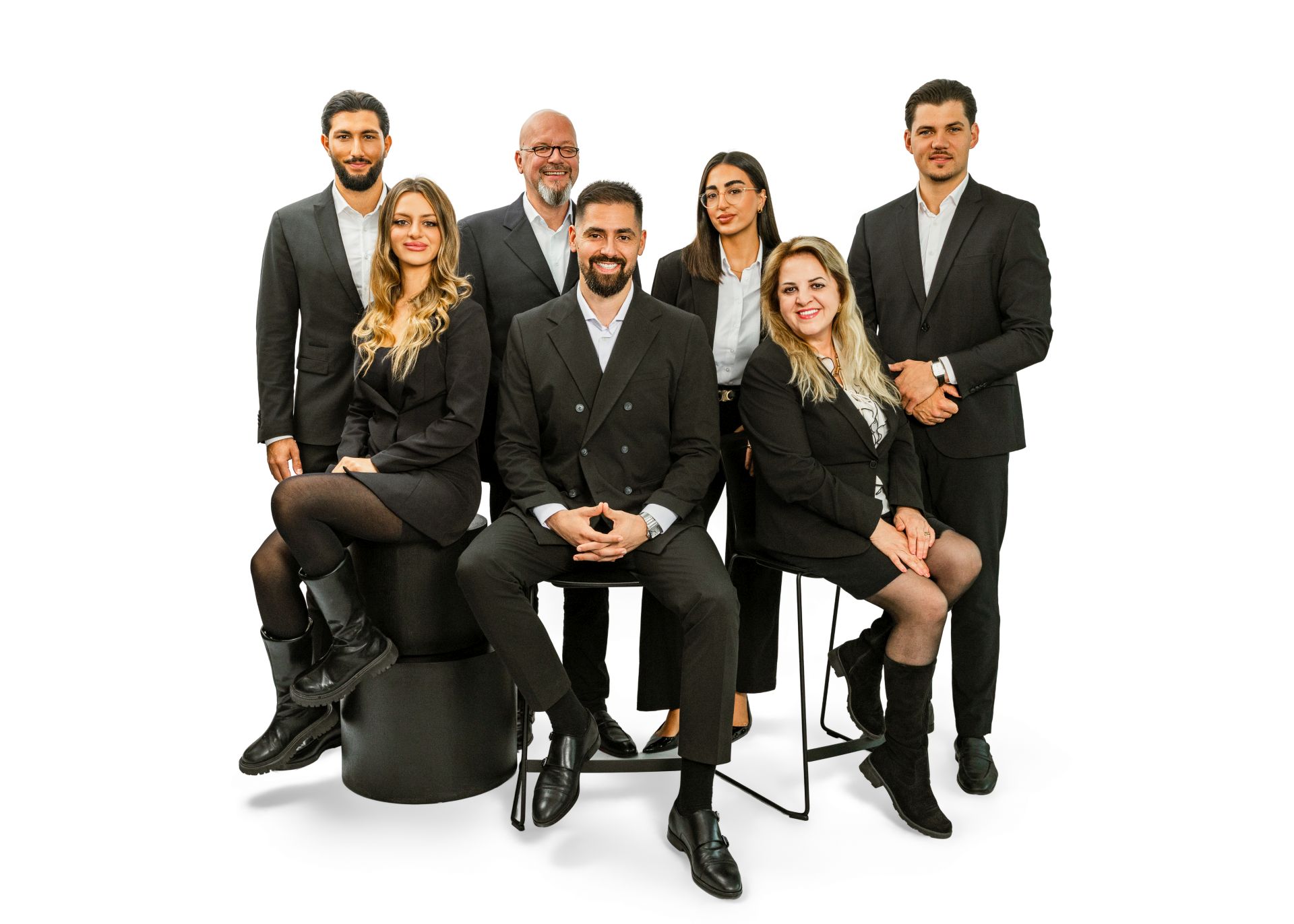 Hausfinanzierung Bremen: Das Team von Burak Dilek Immobilien und Finanzen